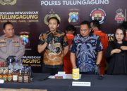 Polres Tulungagung Ungkap Jaringan Penjualan Miras COD Berbasis Media Sosial